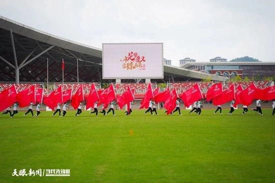 新角色图恒宇是一位工程师，在“图恒宇”预告中，他一脸漠然，心事重重，只有在和女儿相隔屏幕聊天时才流露出一丝动情与喜悦